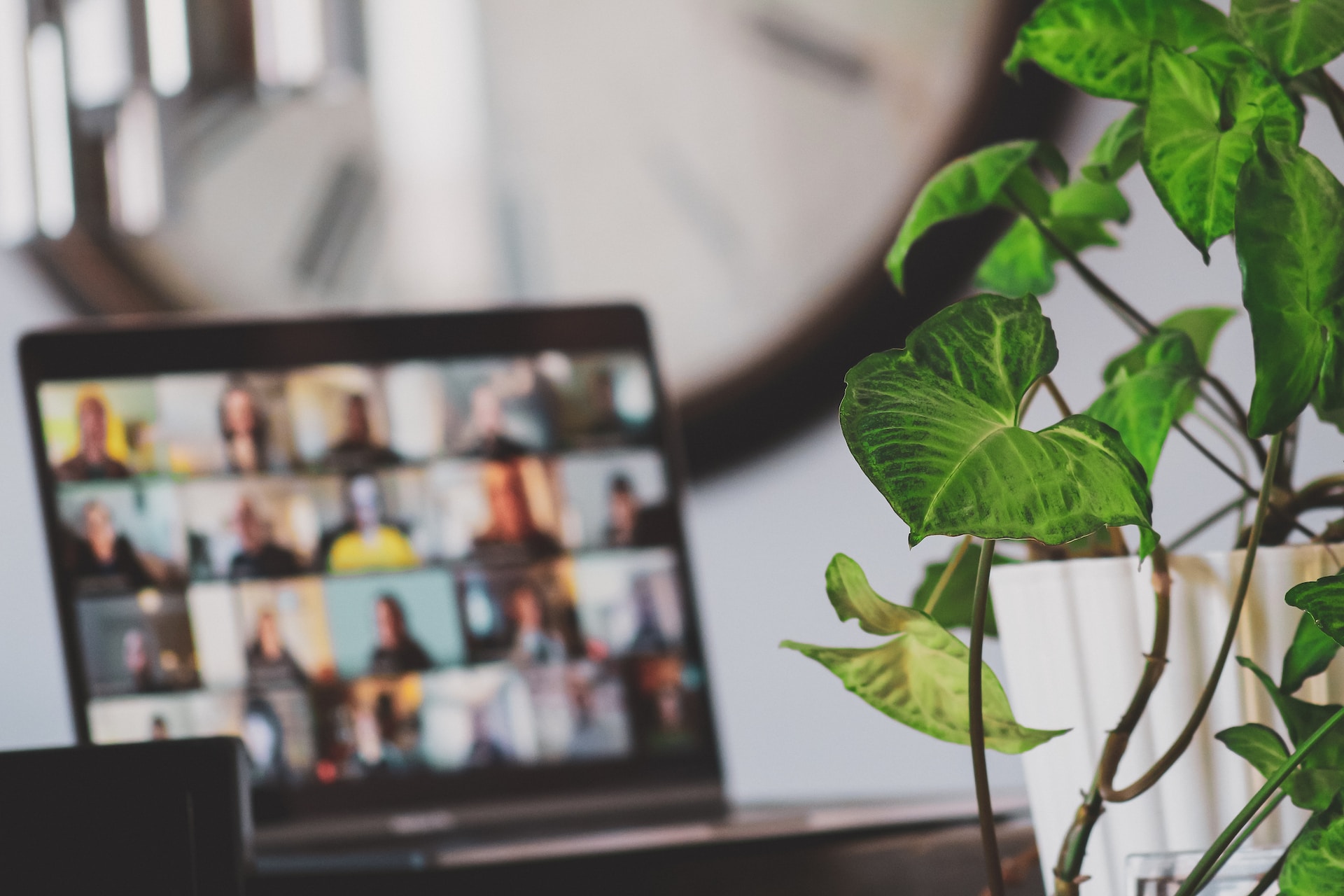 Agilité et travail à distance : cultiver l'adaptabilité d'équipe